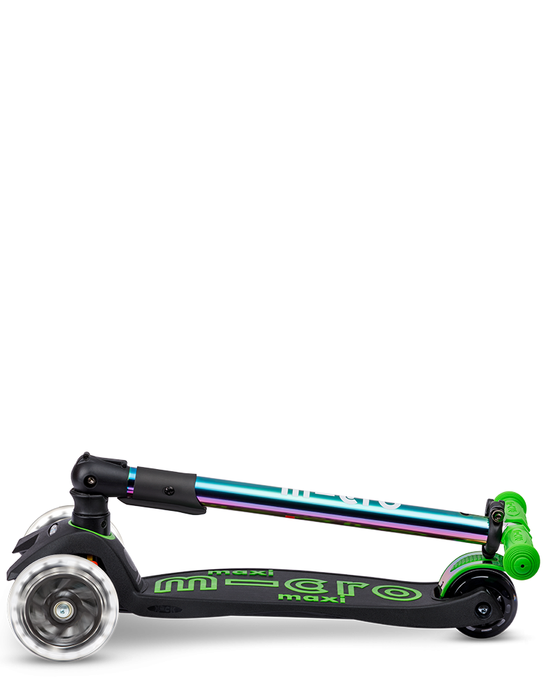 Micro Maxi Deluxe Foldable LED Neochrome scooter